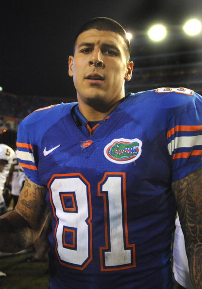 Tight end Aaron Hernandez of the Florida Gators in 2009 (Photo by Al Messerschmidt/Getty Images)