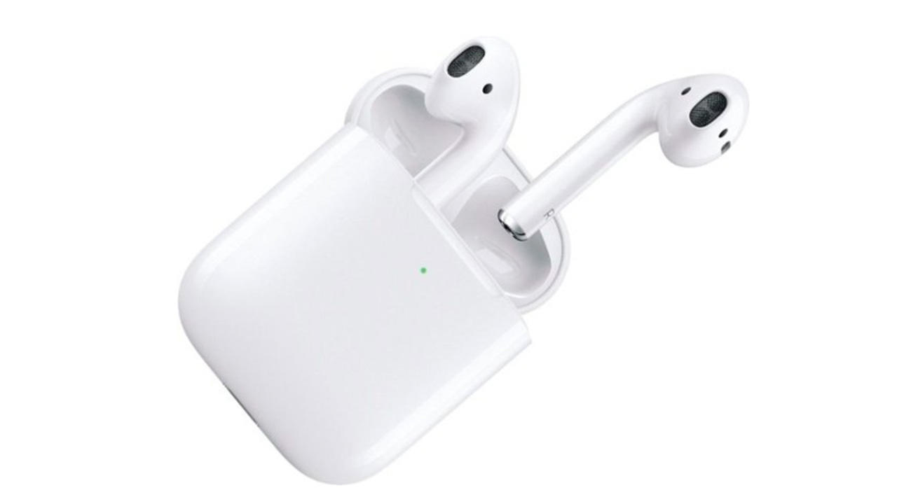 AirPods with wireless charging case